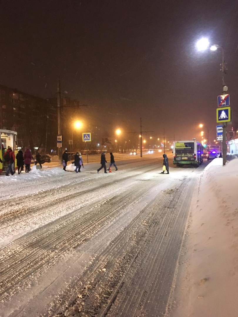 Водитель в череповце. Сбили ребенка в Череповце. Девочку в Череповце сегодня сбили видео.