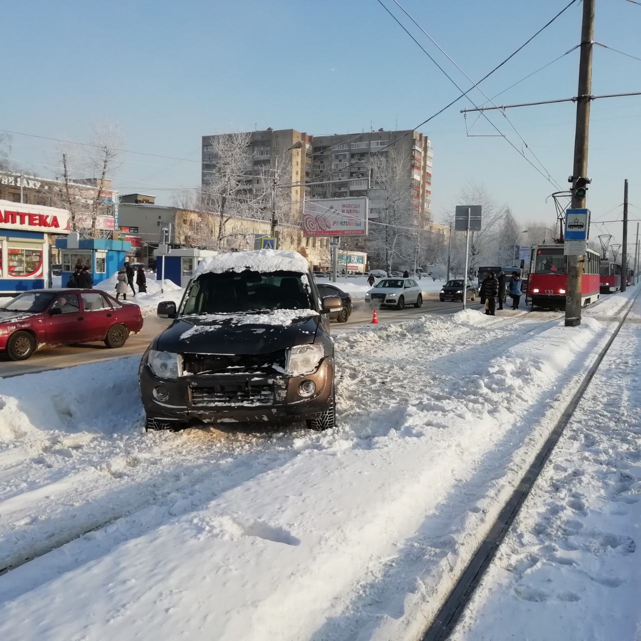 Новости череповца сегодня 12. Авария в Череповце на заводе. Череповец шарпей на трамвайных путях. ДТП Череповца сегодня свежие события по трамвайным путям.